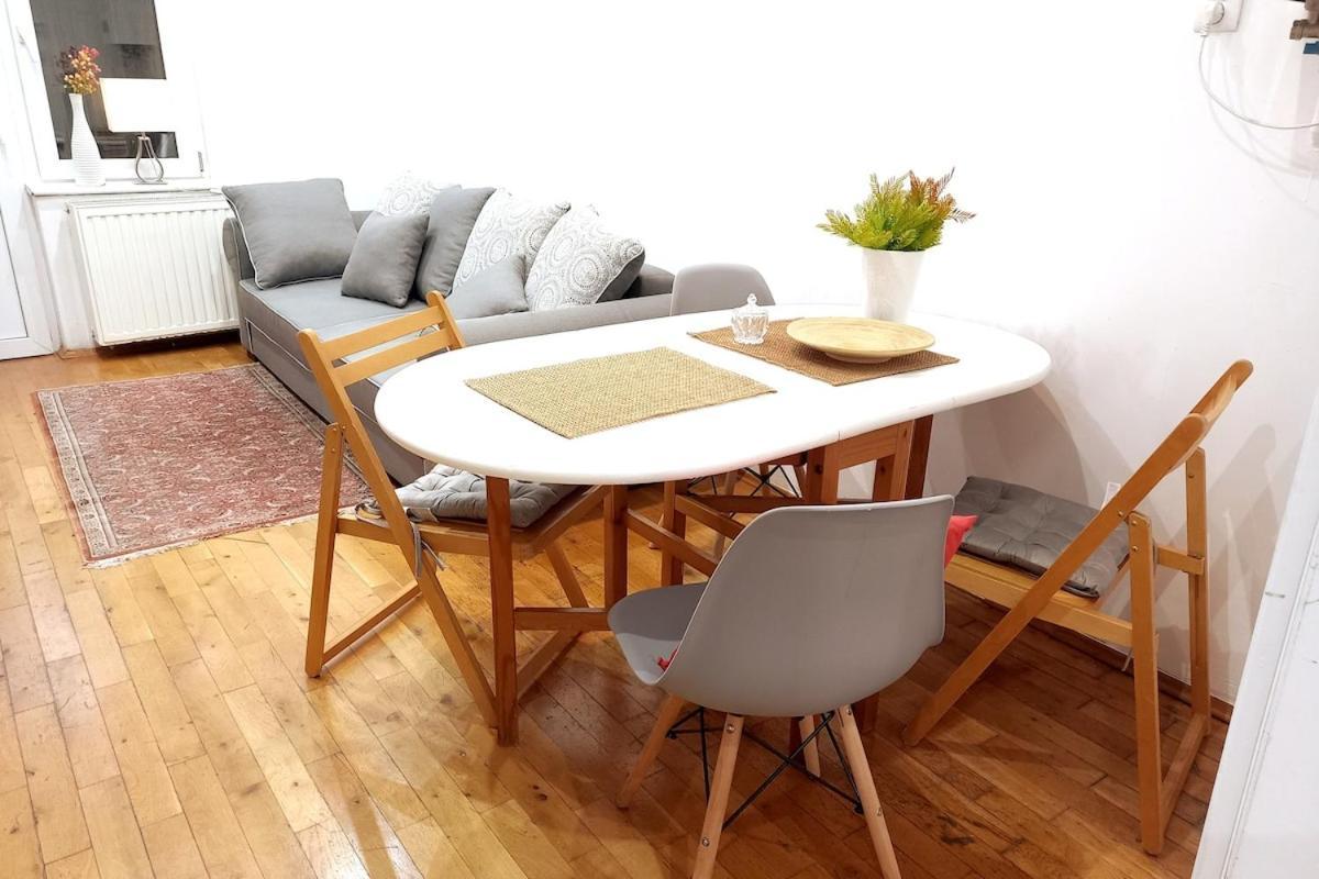 Apartment Old Town - 5 Bedrooms Soltyka S2 Krakau
