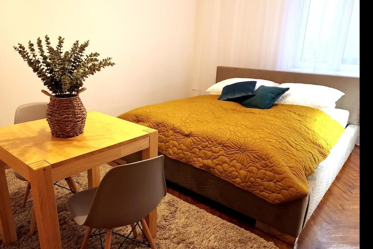 Old Town - 5 Bedrooms Soltyka S2 * Krakau