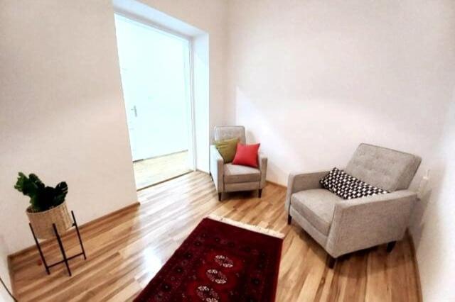 Apartment Old Town - 5 Bedrooms Soltyka S2 Krakau