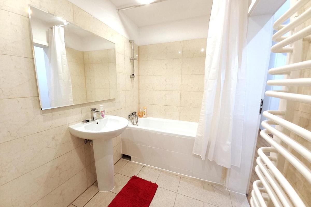Old Town - 5 Bedrooms Soltyka S2 Apartment Krakau